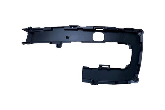 Front Bumper Plate LH2022> L460 with reference OE replacement number LR150987. Bodyshell - Doors - Locks - Moldings catalog part. Land Rover fitment: Range Rover L460 (2022 >)models.