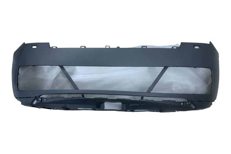 Range Rover Front Bumper 2022> L460 with reference OE replacement number LR157963. Bodyshell - Doors - Locks - Moldings catalog part. Land Rover fitment: Range Rover L460 (2022 >)models.