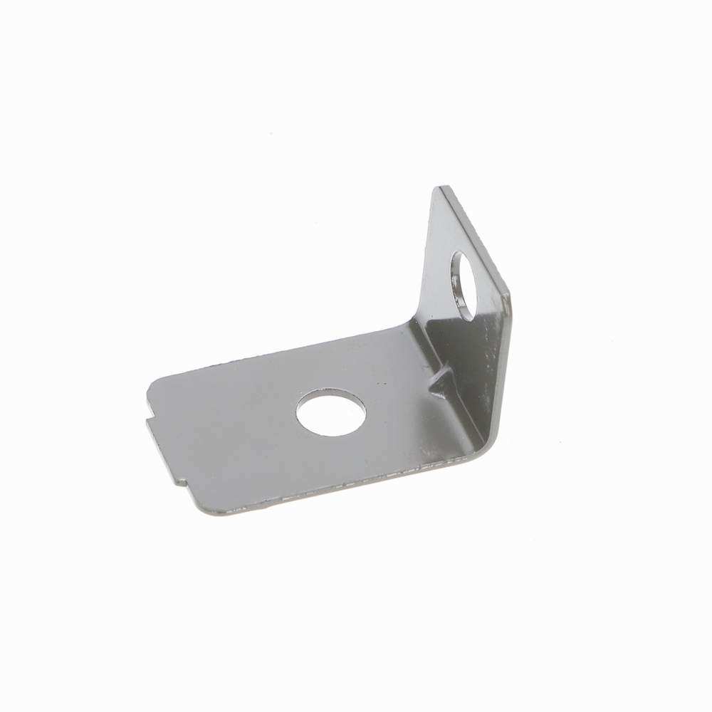 AAU500370 - BRACKET-FENDER BAFFLE LOWER MOUNTING Genuine