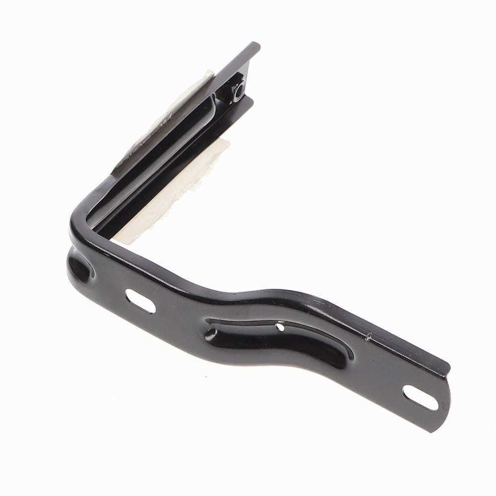 AAU500480 - BRACKET-FRONT FENDER Genuine